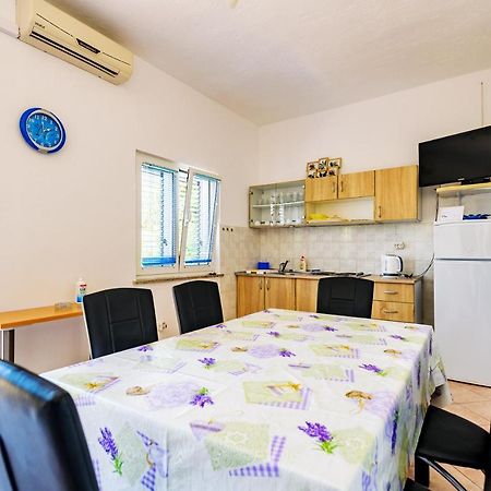 Apartmant Prosika Pag Town Esterno foto