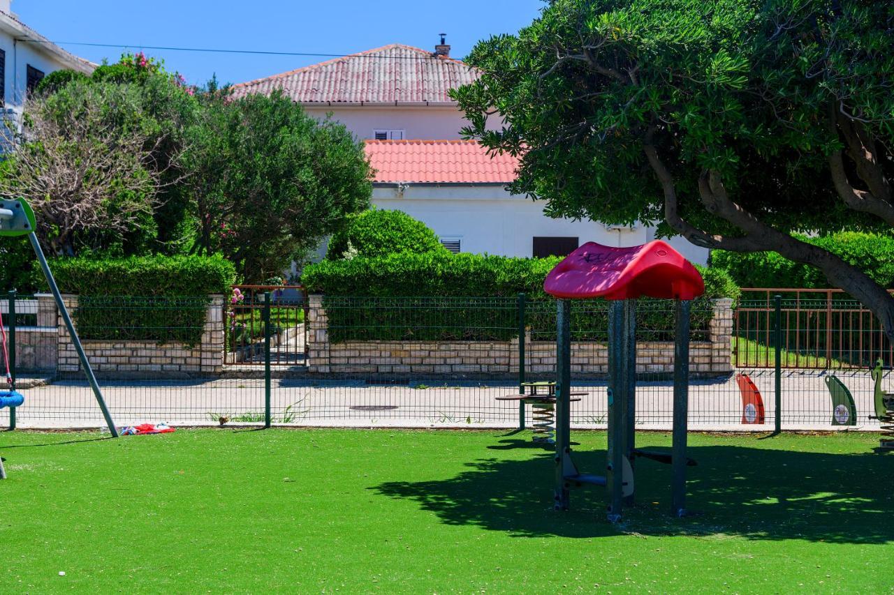 Apartmant Prosika Pag Town Esterno foto
